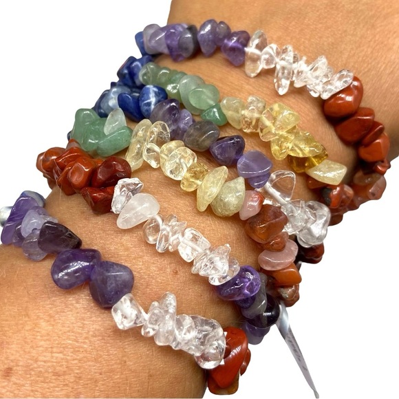7 Stone Chakra Gemstone Chips Beaded Stretch Bracelet Natural Stone Chip Beads - Picture 6 of 6